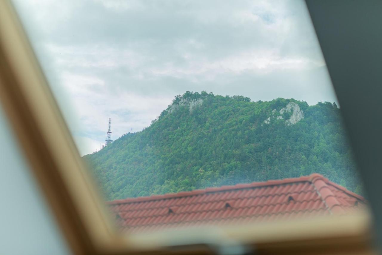 Fernweh Haus Brasov Hotell Exteriör bild