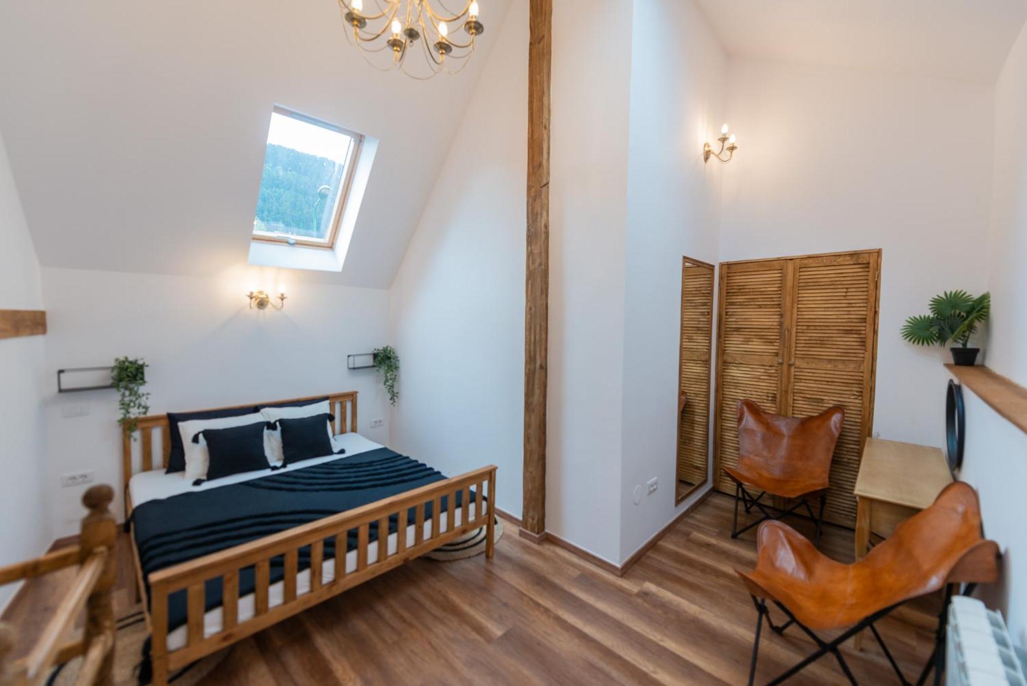 Fernweh Haus Brasov Hotell Rum bild