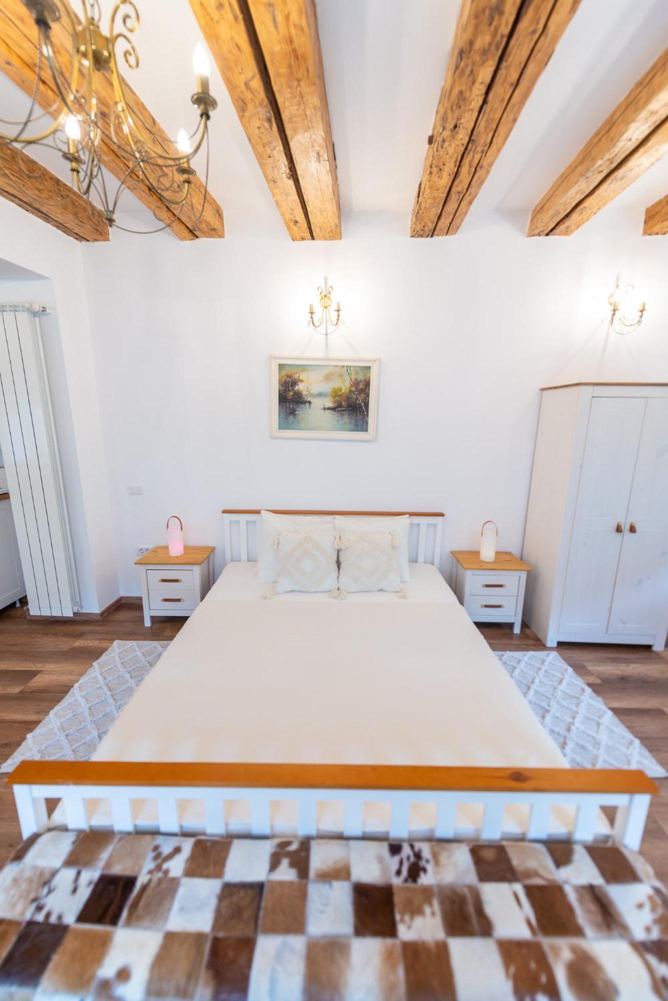 Fernweh Haus Brasov Hotell Rum bild