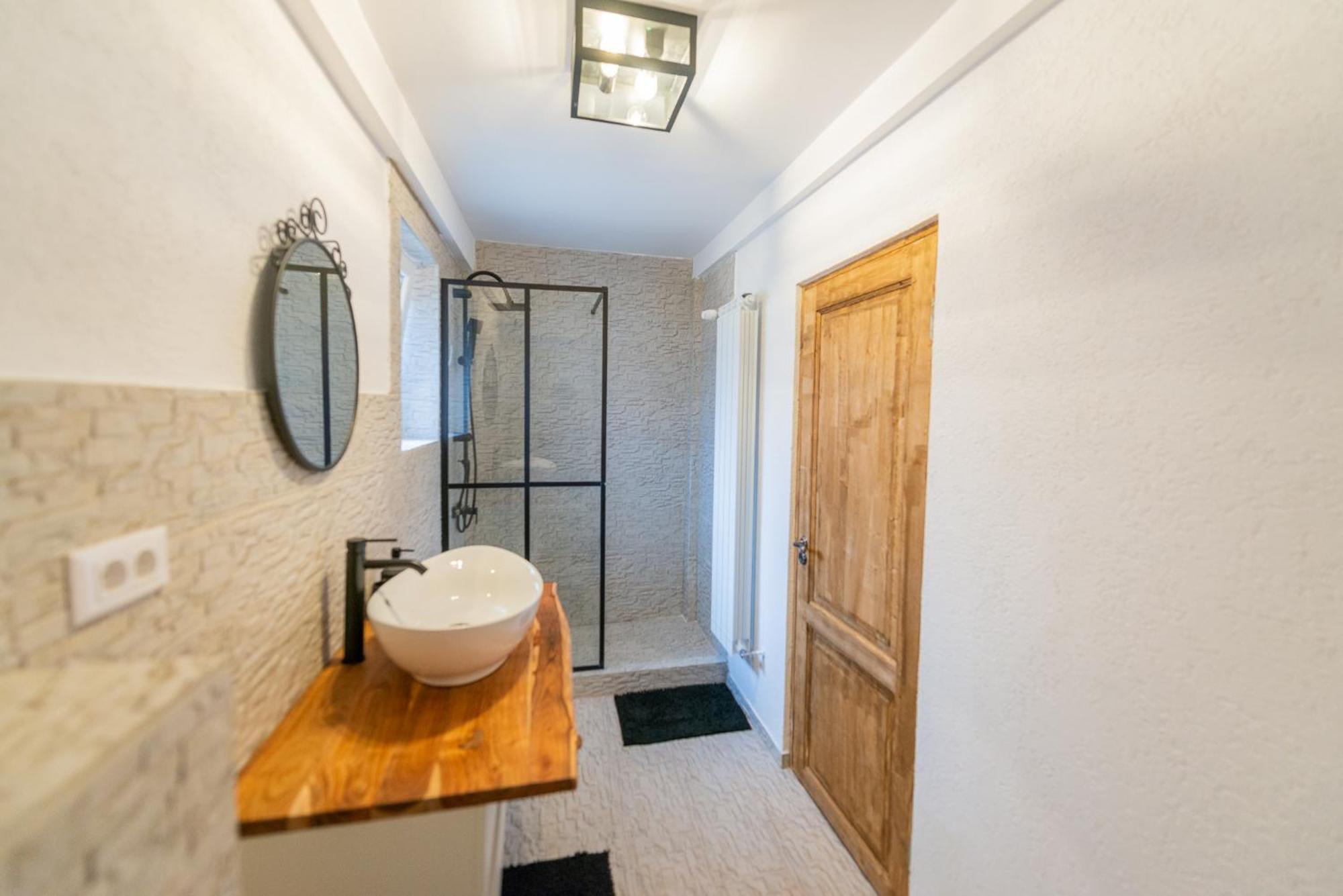 Fernweh Haus Brasov Hotell Rum bild