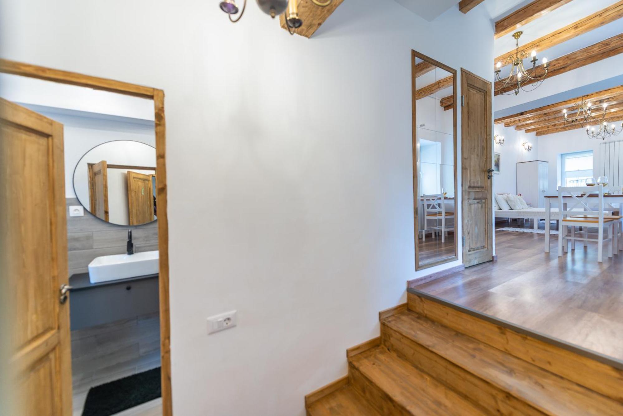 Fernweh Haus Brasov Hotell Rum bild